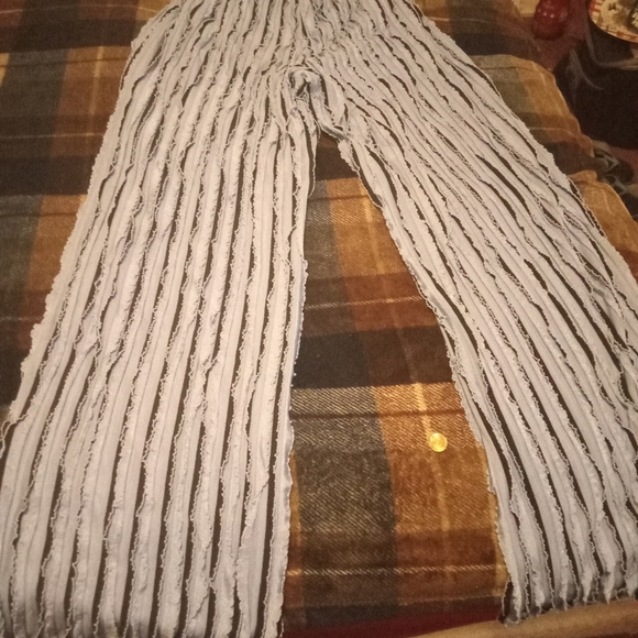 Meet your Posher, Gladys - Picture 4 of 5